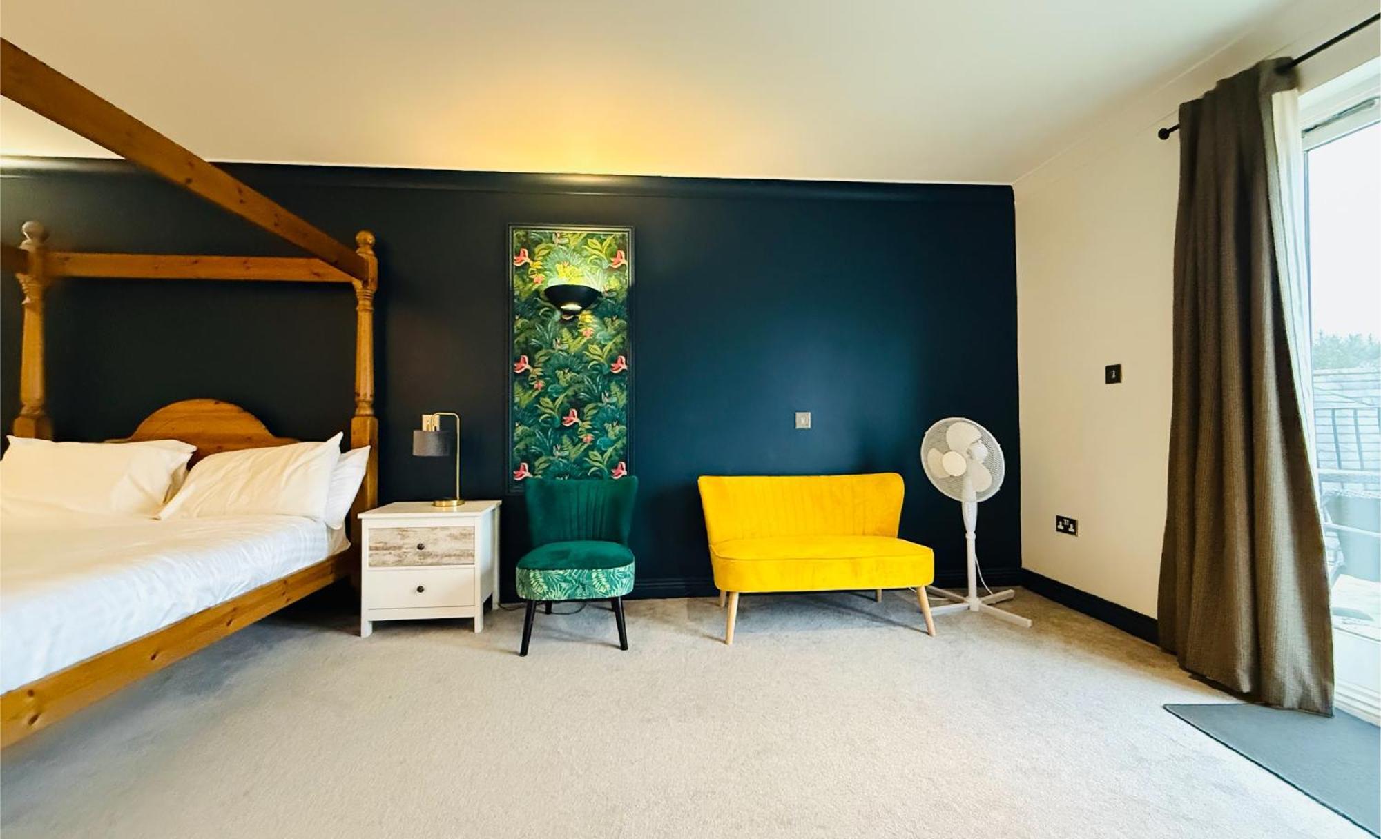 Hustyns Hotel Saint Wenn Екстериор снимка