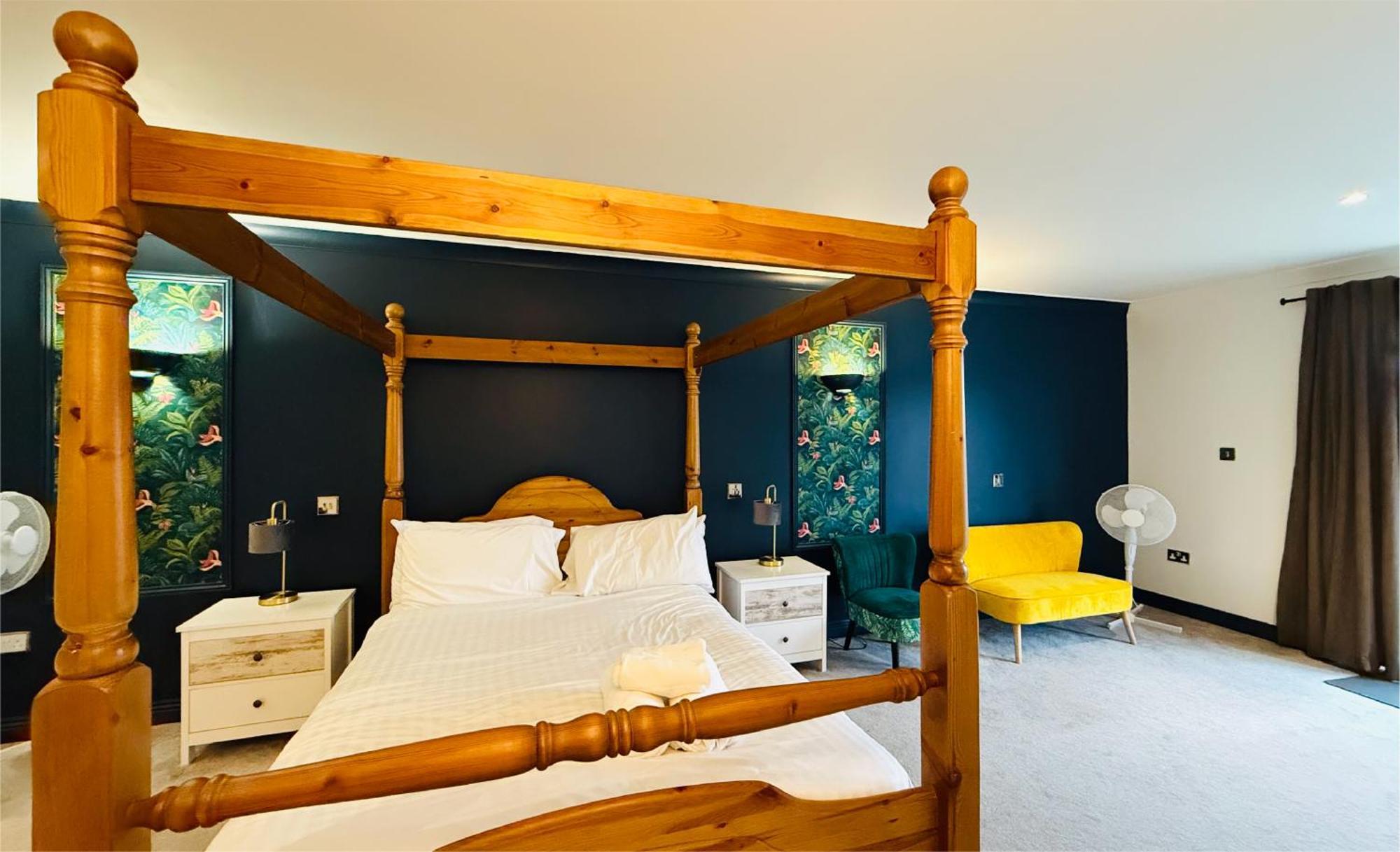 Hustyns Hotel Saint Wenn Екстериор снимка