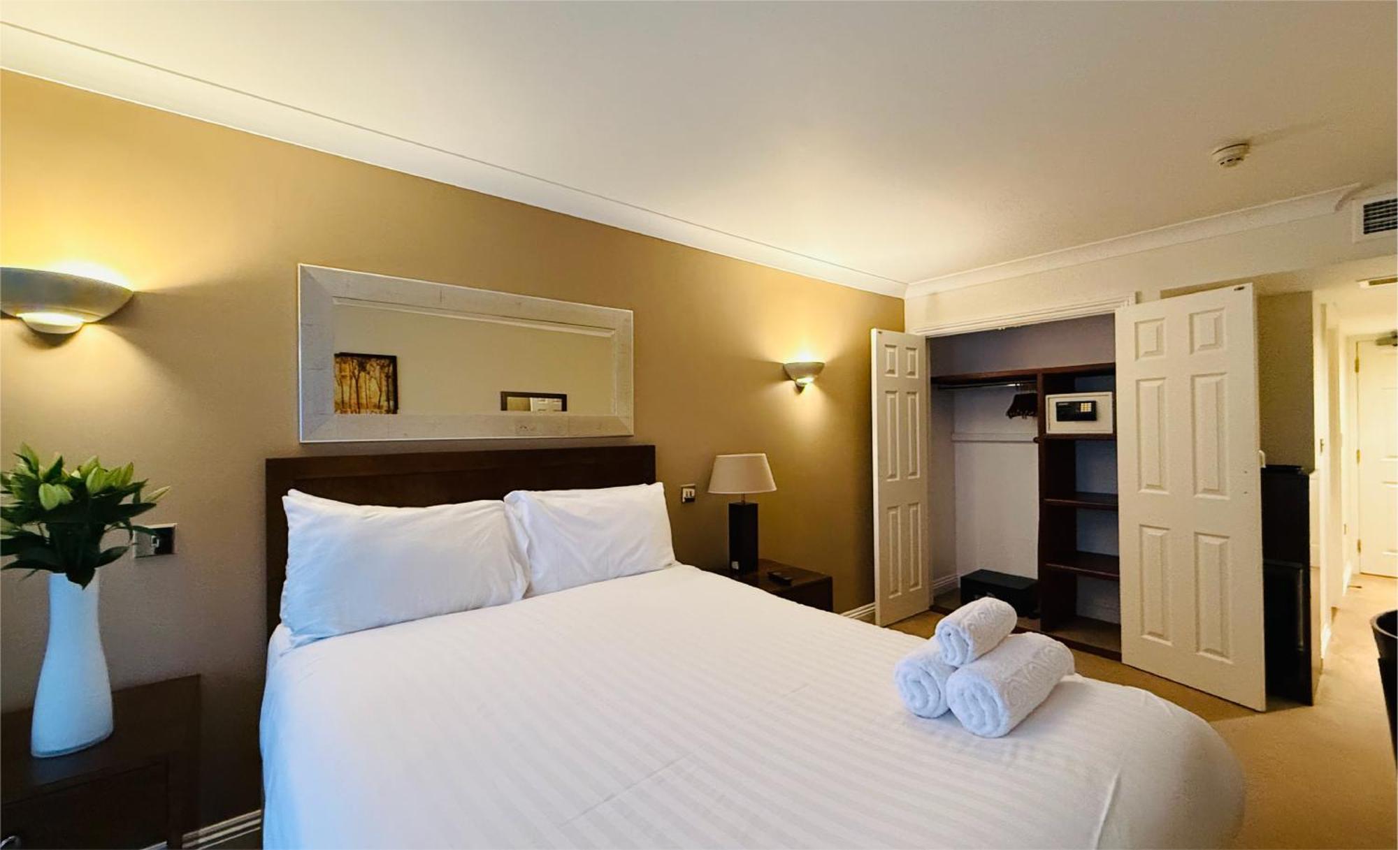 Hustyns Hotel Saint Wenn Екстериор снимка