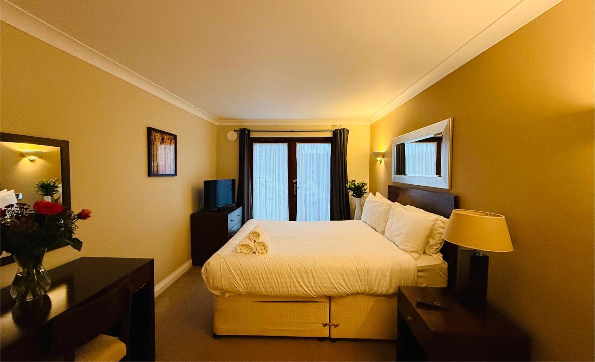 Hustyns Hotel Saint Wenn Екстериор снимка