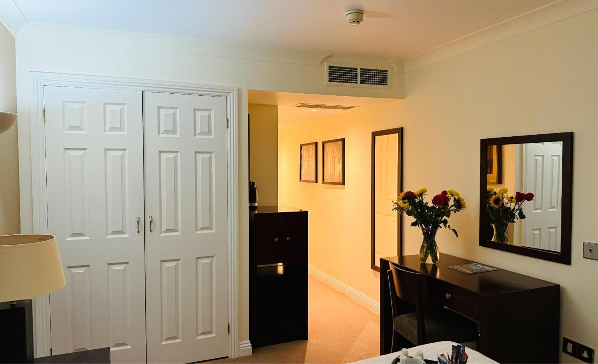 Hustyns Hotel Saint Wenn Екстериор снимка