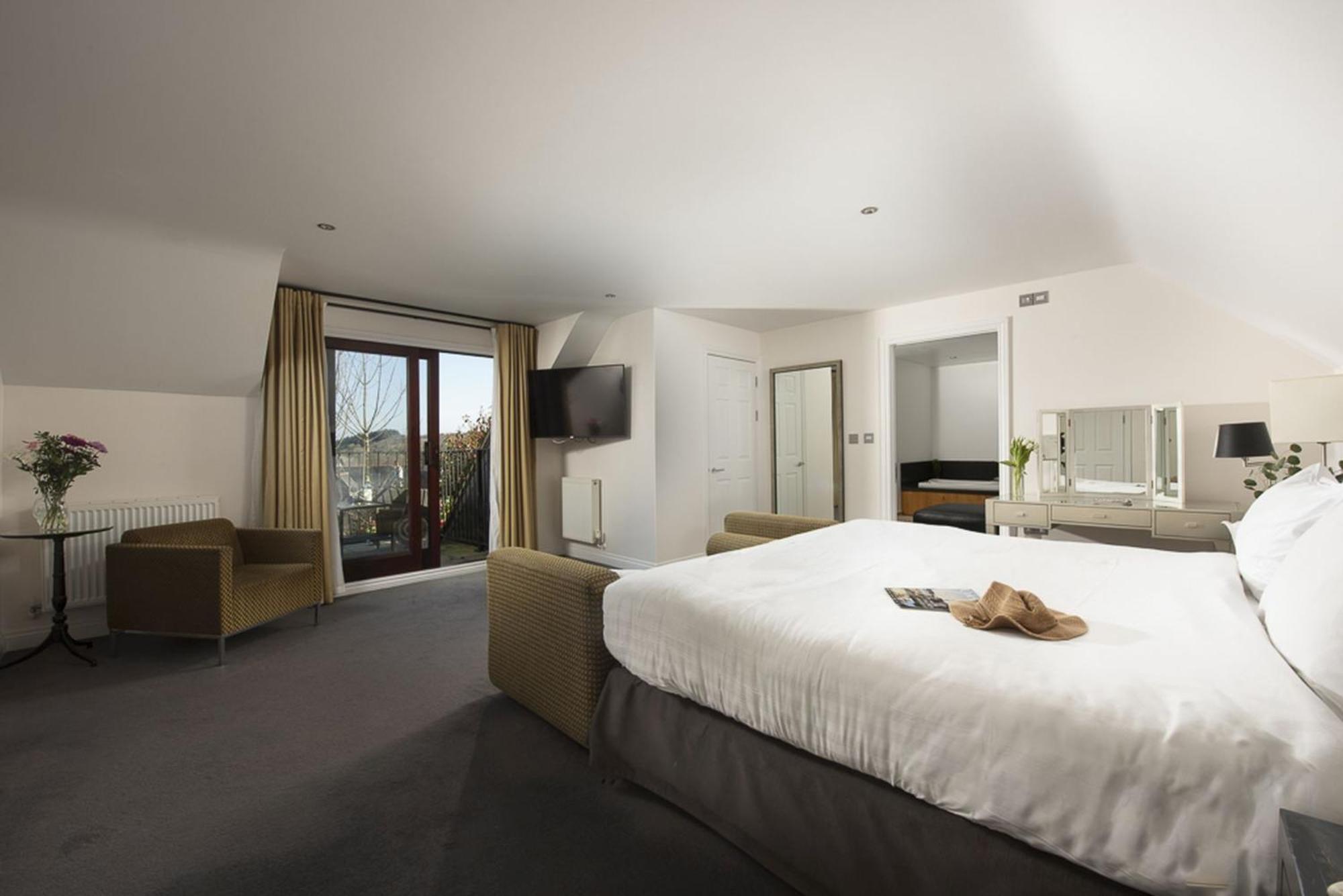 Hustyns Hotel Saint Wenn Екстериор снимка